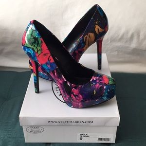 Steve Madden Nala Floral Platform Heels